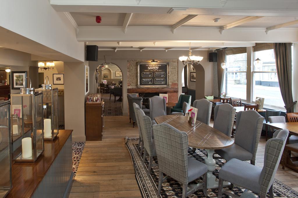 The Goddard Arms Hotel Swindon Bagian luar foto