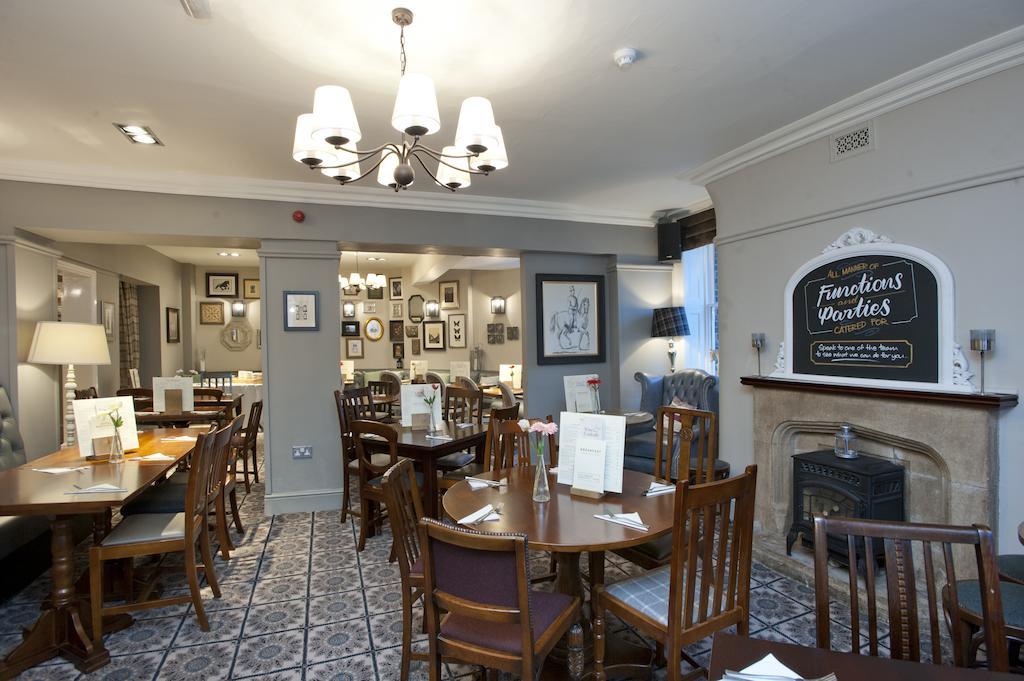 The Goddard Arms Hotel Swindon Bagian luar foto