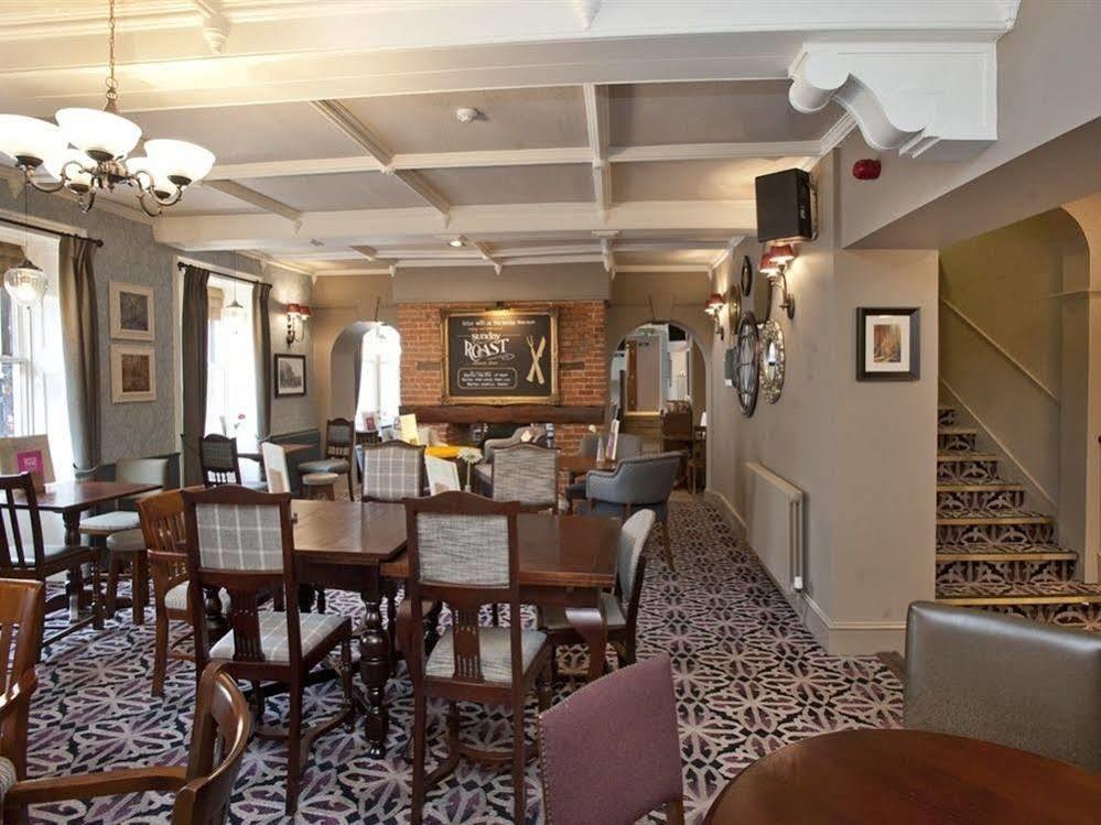 The Goddard Arms Hotel Swindon Bagian luar foto